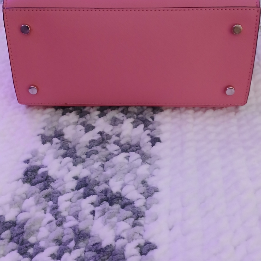 Authentic Kate Spade Handbag - Picture 4 of 6